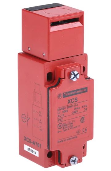 XCS-A701 INTERRUPTOR DE LIMITE DE SEGURIDAD 240 V USADO